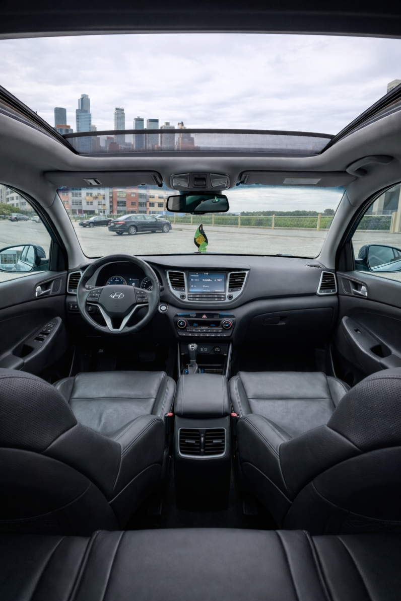 
								Hyundai Tucson 2.0 CRDi 4×4 Automat full									