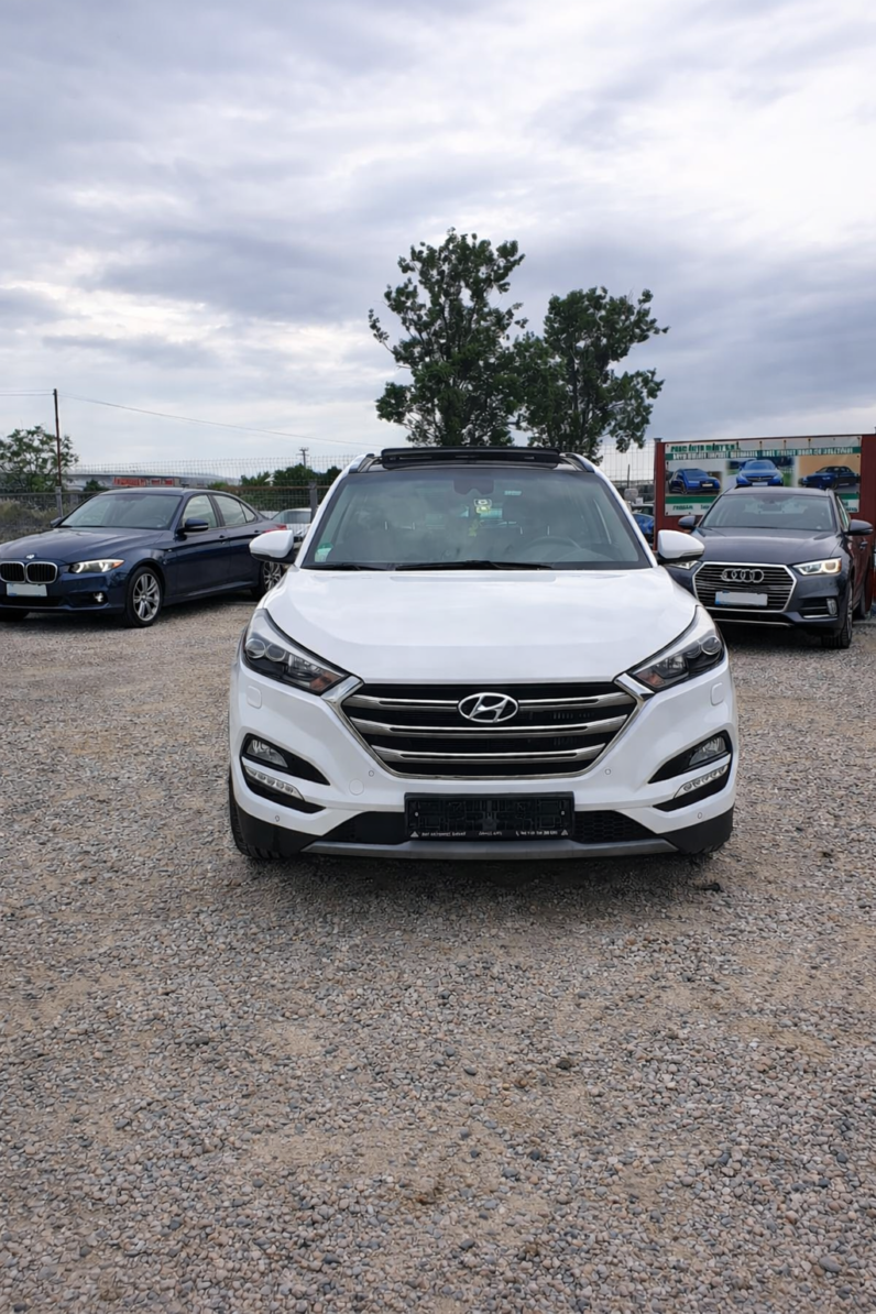 
								Hyundai Tucson 2.0 CRDi 4×4 Automat full									