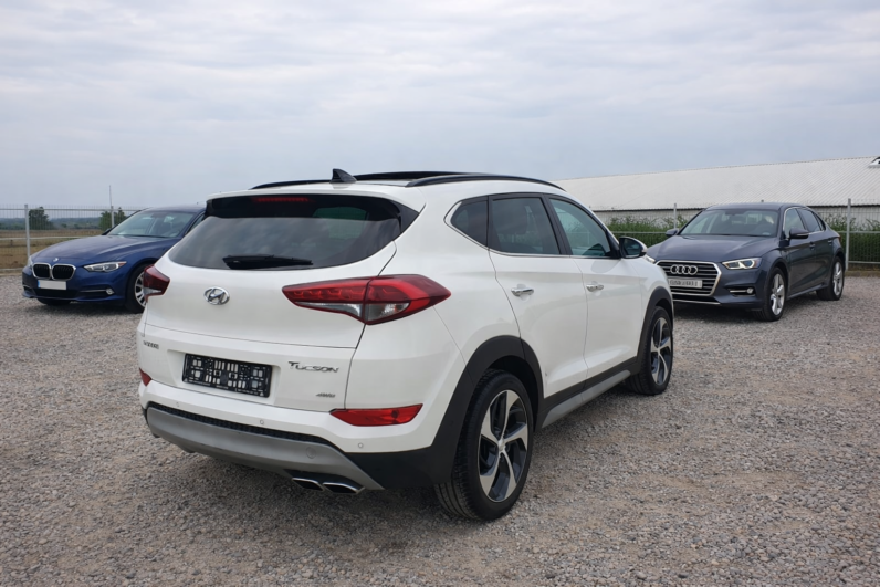 
								Hyundai Tucson 2.0 CRDi 4×4 Automat full									