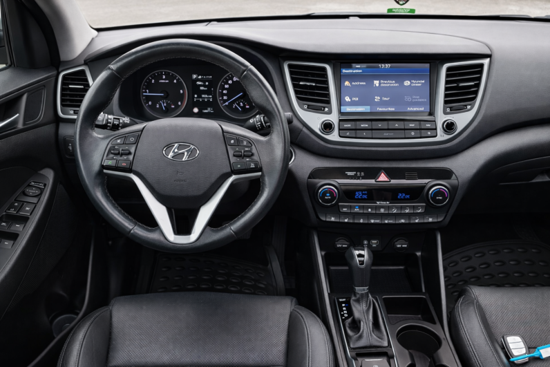 
								Hyundai Tucson 2.0 CRDi 4×4 Automat full									