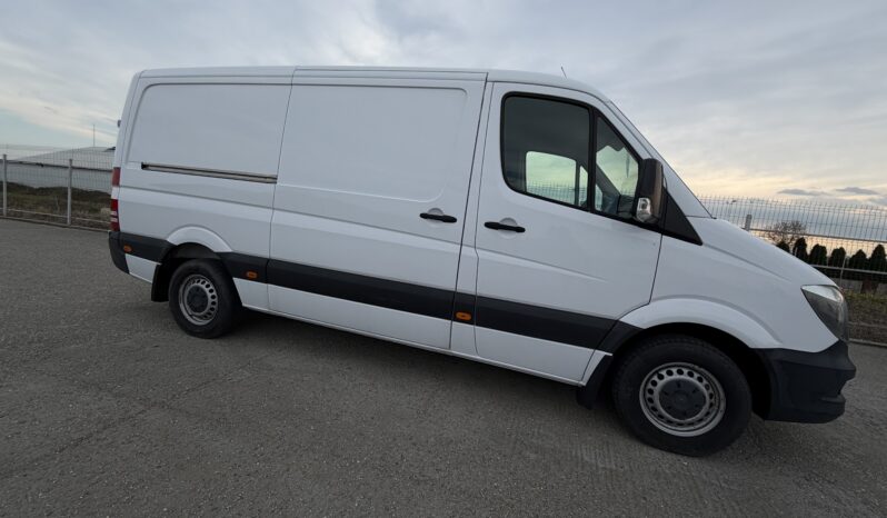 
								Mercedes-Benz Sprinter 216 full									